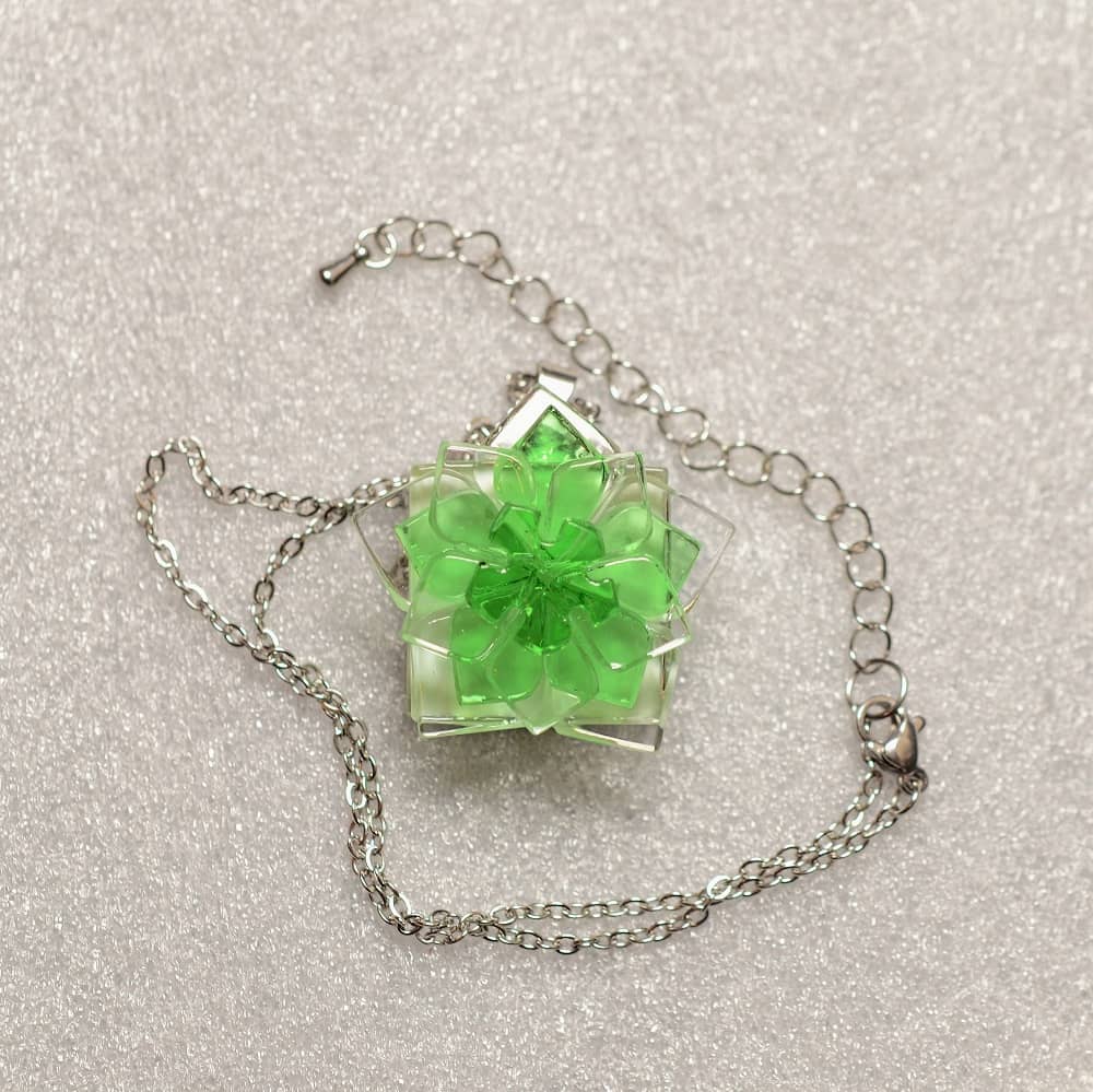 Colgante de vidrio y acero con forma de flor modelo Flor de Estrellas - Tejeluz Colgante de vidrio y acero con forma de flor modelo Flor de Estrellas - Tejeluz