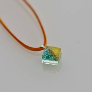 Colgante de vidrio y plata modelo Pasifae en tono turquesa y amarillo - Tejeluz