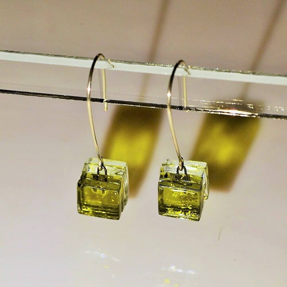 Pendientes de plata y vidio modelo Atalanta - Tejeluz color ámbar Pendientes de plata y vidio modelo Atalanta - Tejeluz color ámbar