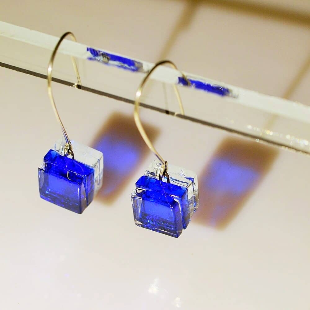 Pendientes de plata y vidio modelo Atalanta - Tejeluz color azul Pendientes de plata y vidio modelo Atalanta - Tejeluz color azul