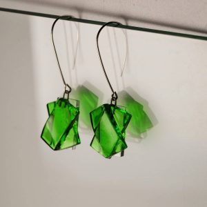 Pendientes de plata y vidrio modelo Hestia en tono verde- Tejeluz